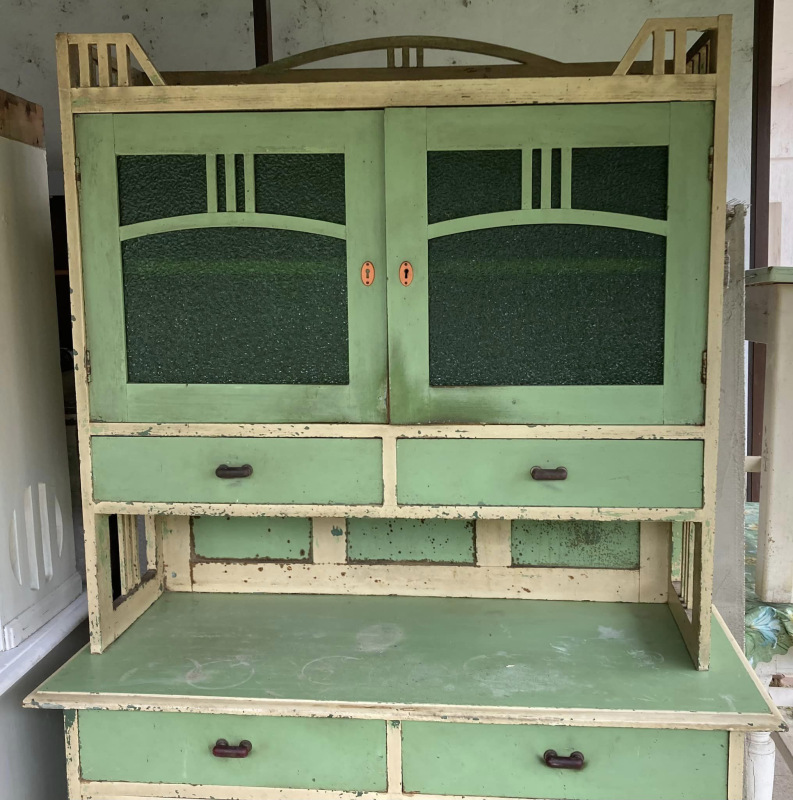 K05 - Vintage príborník / kredenc - v pôvodnom stave. Cena 240€ 3