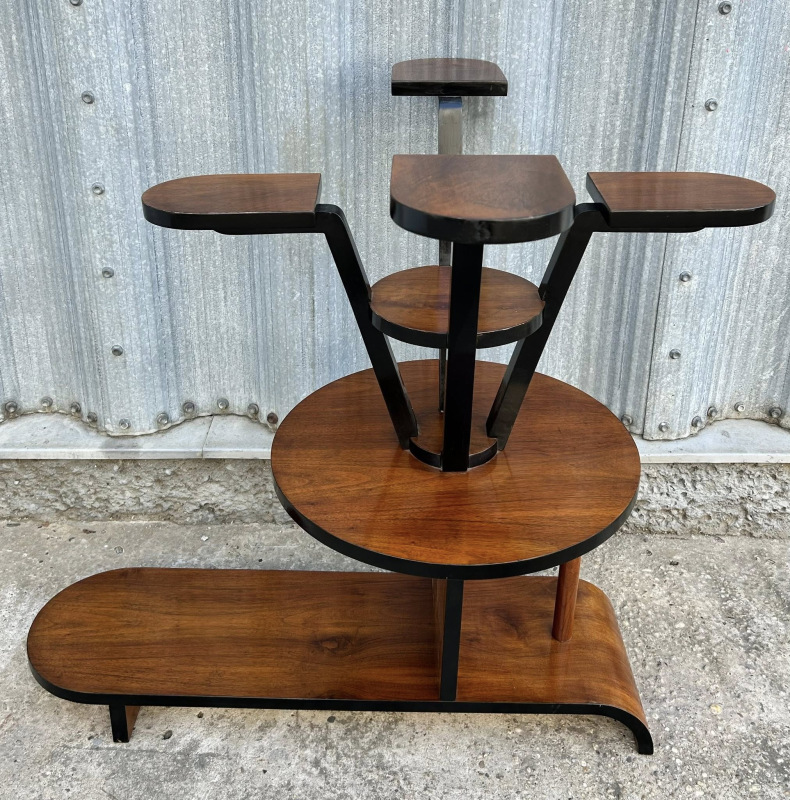 KV06 - Kvetinový stojan, 4 ramenný stojan na kvety. - Cena 450€