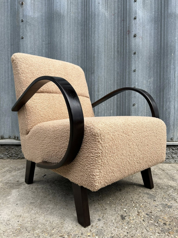 F213 - Kreslo J. HALABALA C - Cena 290€