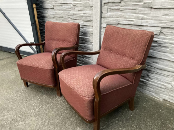 F033 - kreslá v štýle art deco - Cena 155€/ks. 1