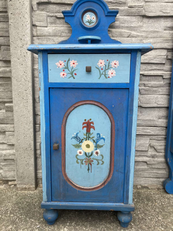 Krásna spálňa s ľudovým námetom - Cena za komplet 250€ 6