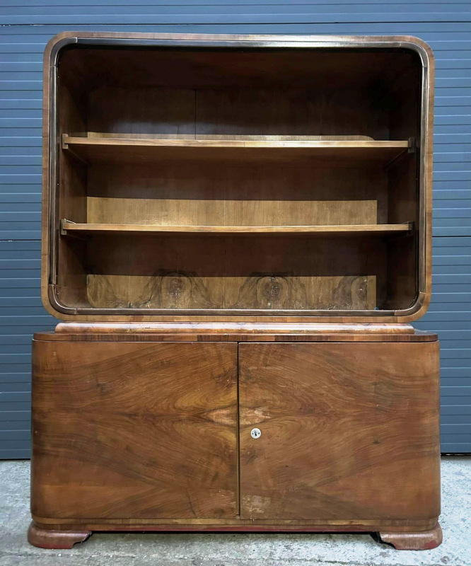 V48 - Vitrina České art DECO - Cena 330€