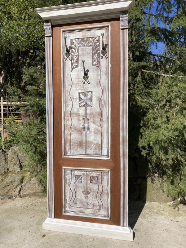 VES05 - Vešiaková stena v štýle vintage. -Cena 175€