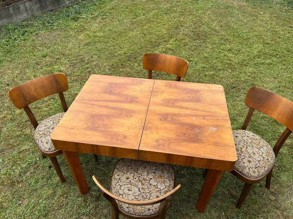 ST37 - Rozťahovací jedálenský stôl so 4 stoličkami - cena spolu 260€ 7