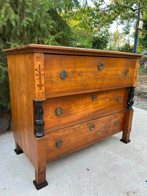 Komoda Biedermeier z orechového masívu - Cena dohodou 1
