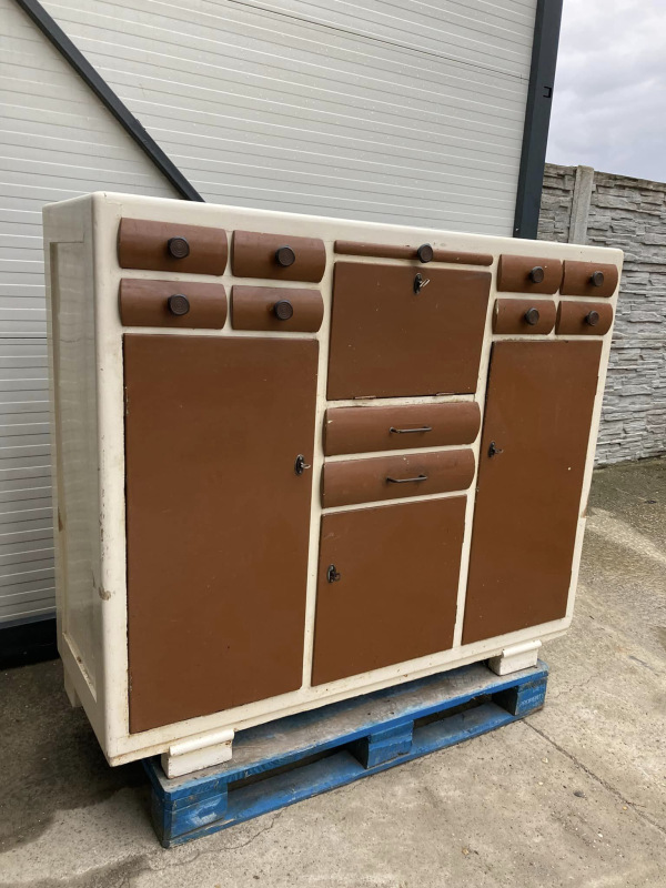 K53 - Kredenc v "INDUSTRIALNOM" prevedení - Cena 380€ 3