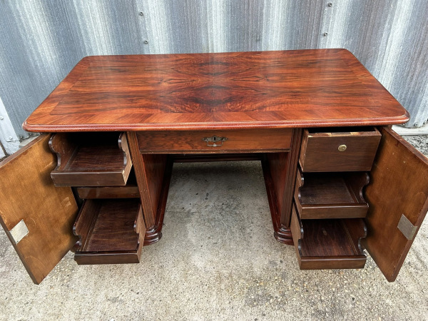 Neobarokovy písací stôl s historickou patinou - Cena 980€ 5