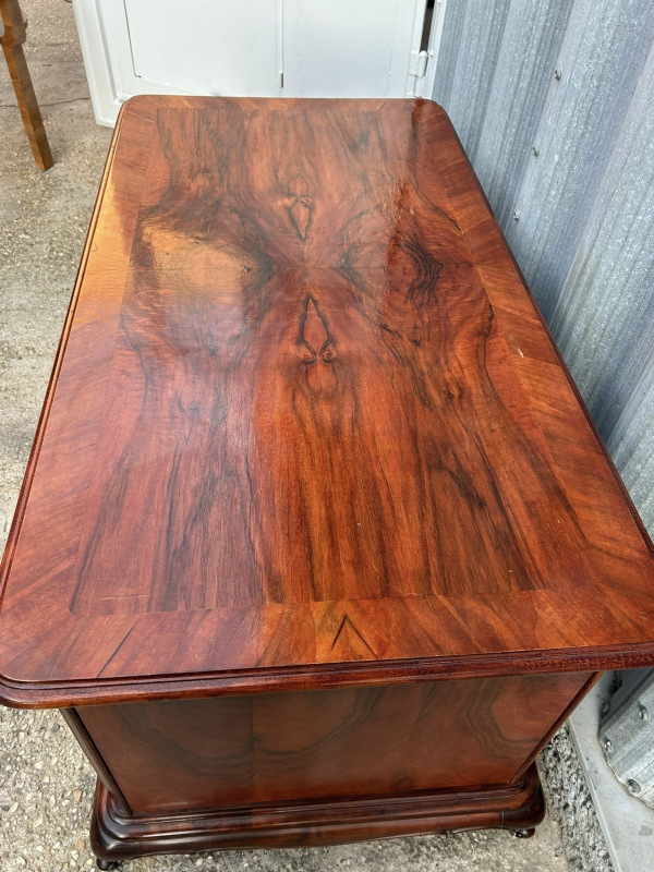 Neobarokovy písací stôl s historickou patinou - Cena 980€ 6